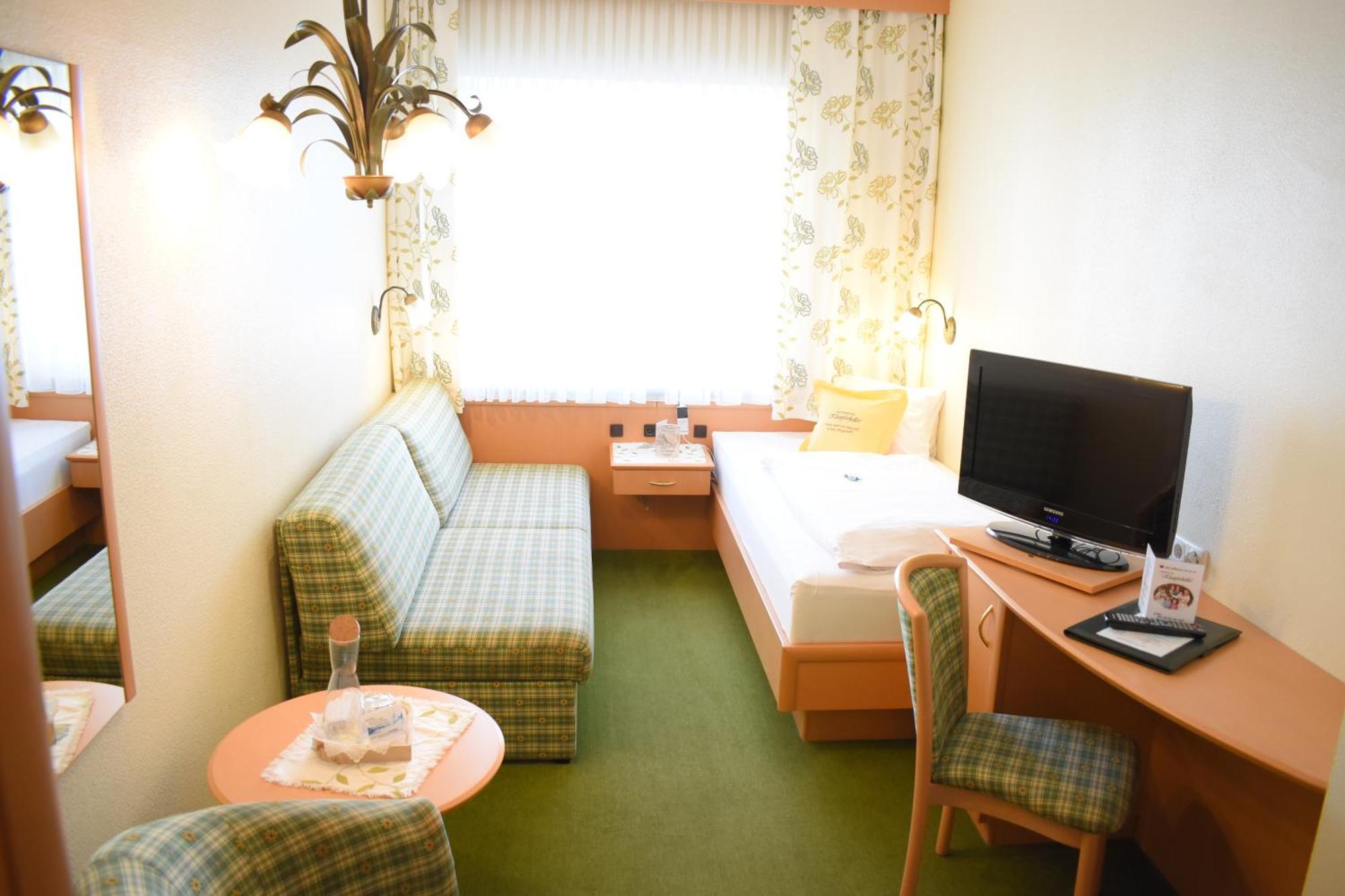 Gartenhotel Kloepferkeller Eibiswald Esterno foto